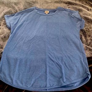 Como Vintage t-shirt, very soft, size medium